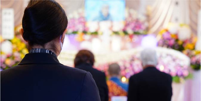 全国葬儀施行実績7,000件/年間